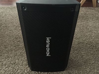 HeadRush FRFR-108 2000W 1x8" Full-Range Flat-Response Powered Cabinet Speaker
