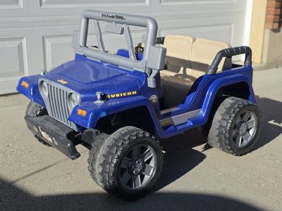 Power Wheels Jeep Rubicon 12V Ride-On Toy Car Blue - "It's a Jeep Thing"