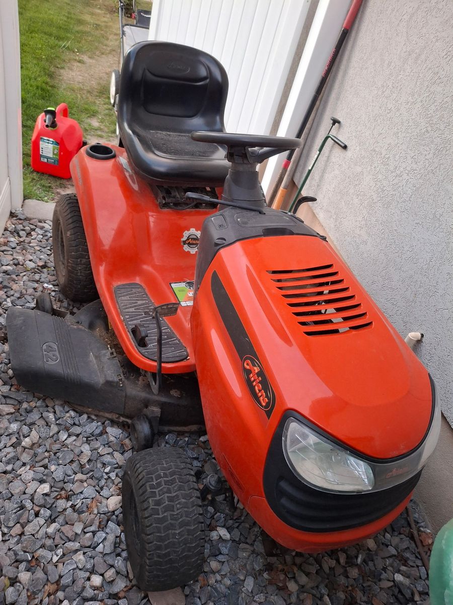 Ariens riding lawn mower BLOWN MOTOR