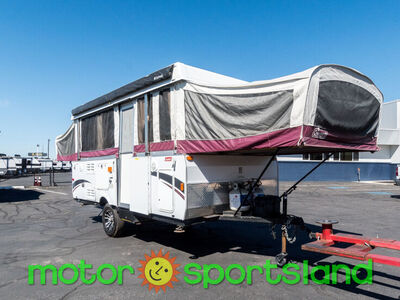 2009 Fleetwood Highlander NIAGRA Rear Living Room Loft U-Shaped Dinette