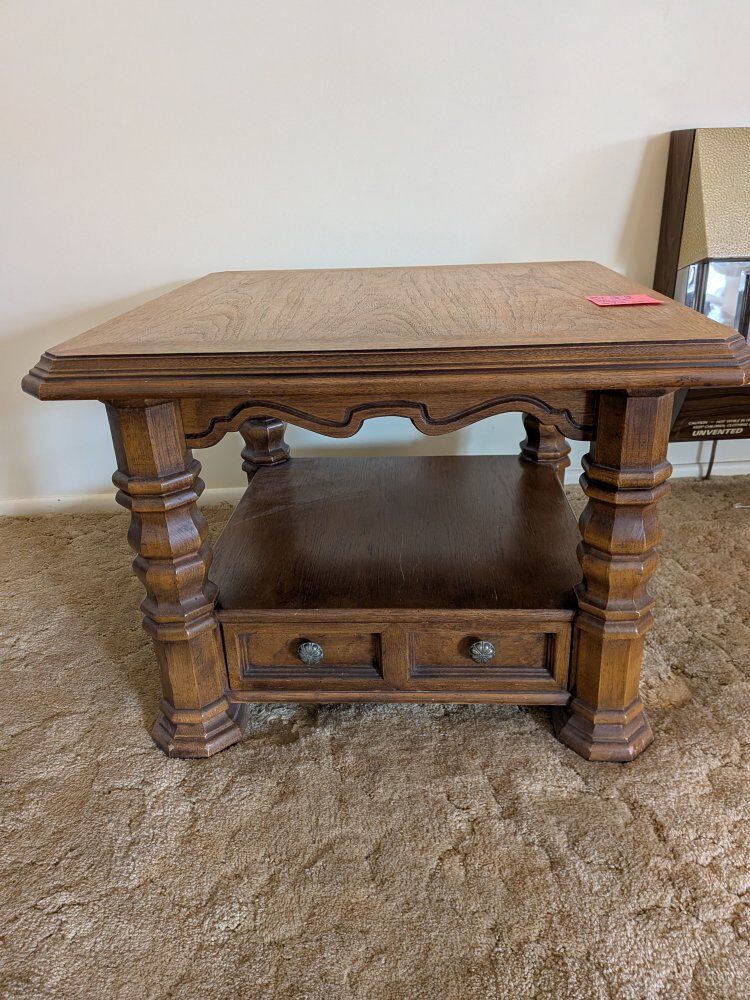 2 matching wood side tables