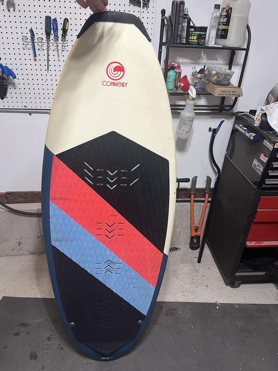 Connelly Ride Surfboard Excellent shape 5'2