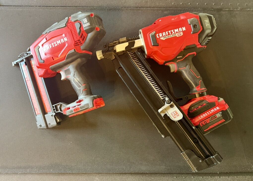 Cordless Nailers - Craftsman V20