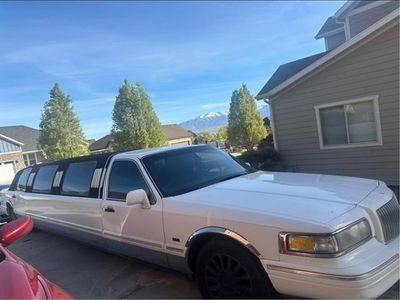 1996 Lincoln Town Car Executive