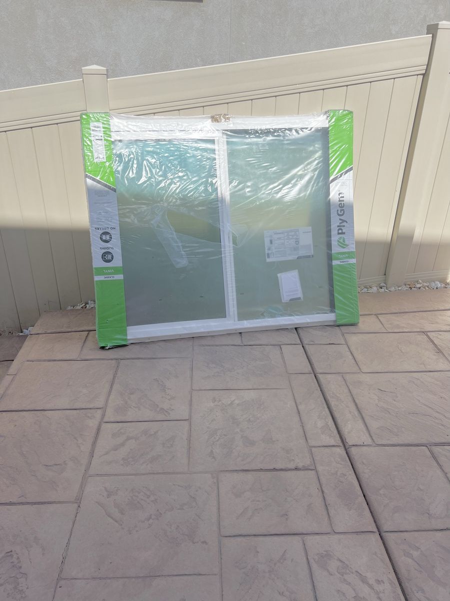 Ply Gem 60x48 White HP Low-E Sliding Window with Camlock