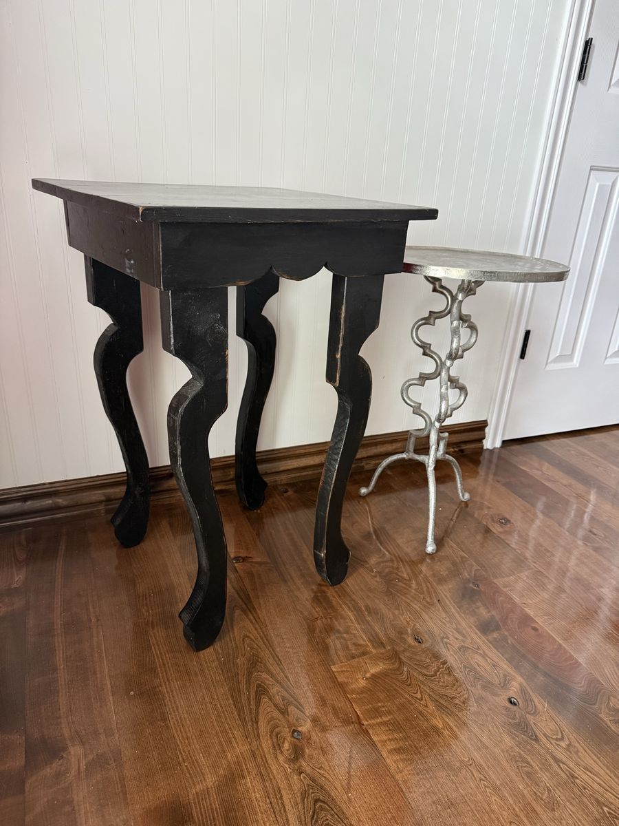 End tables for sale: Silver is all metal 25.5 T 17
