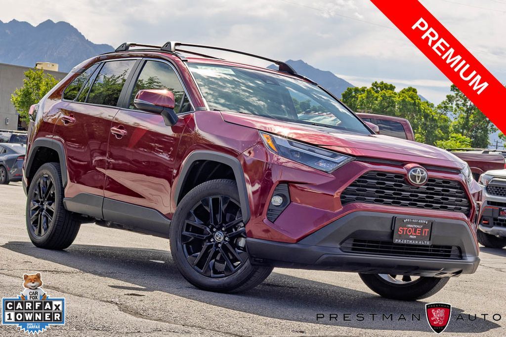 2025 Toyota RAV4 XLE Premium