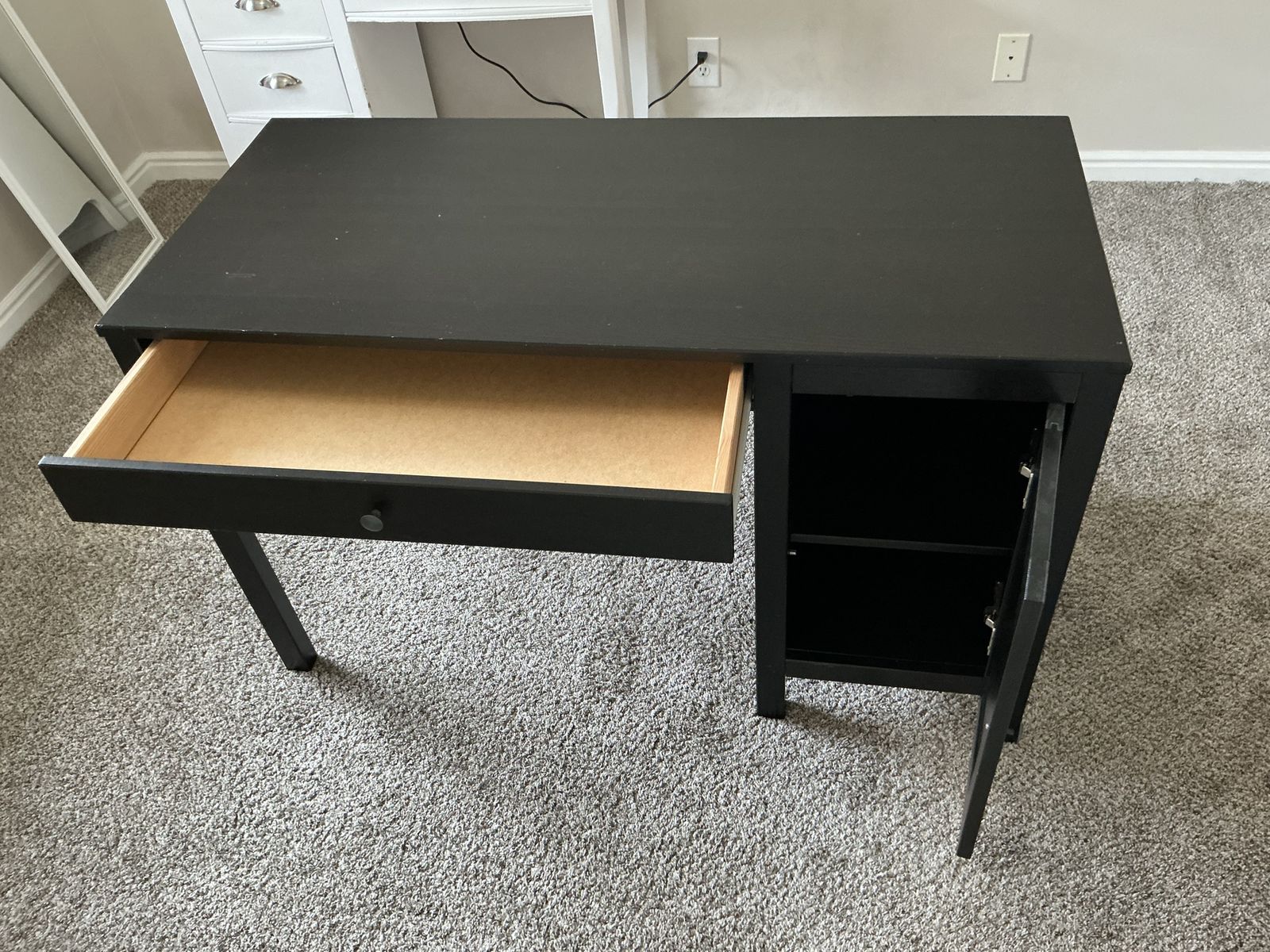 Main image 5