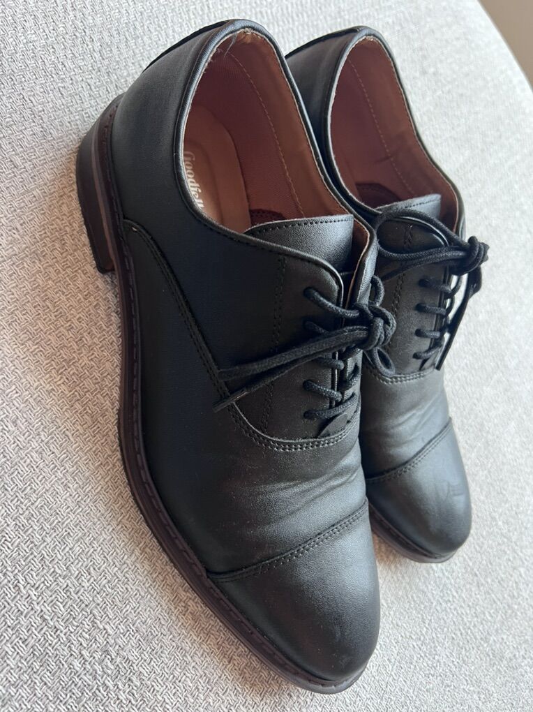 Goodfellow Men’s Dress Shoes – Size 9 (Worn Once)