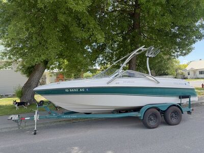 1997 Four Winns 200 Horizon Boat