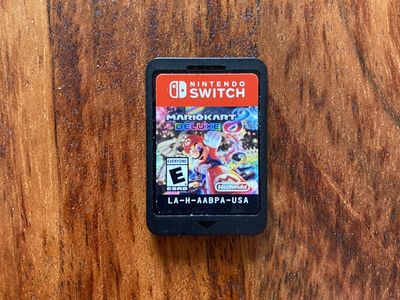 Mario Kart 8 Deluxe Switch Game Card