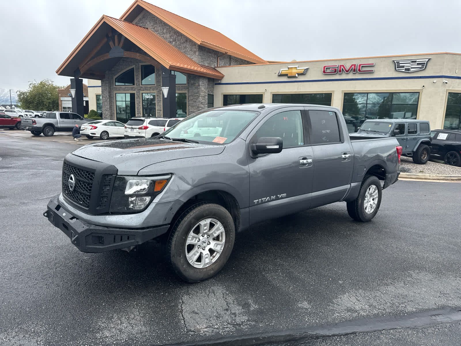 2019 Nissan Titan SV