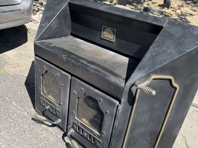 The Fat King Cast Iron Fireplace Insert/Wood Burning Stove