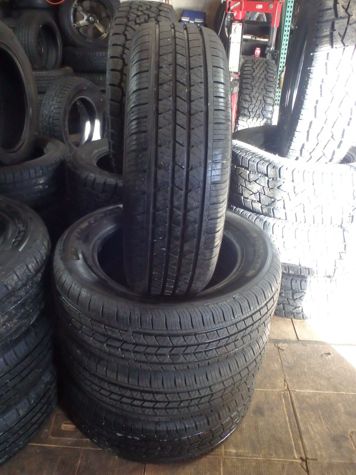 215/65R17 IRONMAN RADIAL RB-12 SET OF USED TIRES
