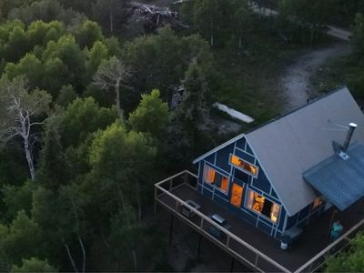 Cabin with Rustic Charm - Perfect for a Cozy Getaway