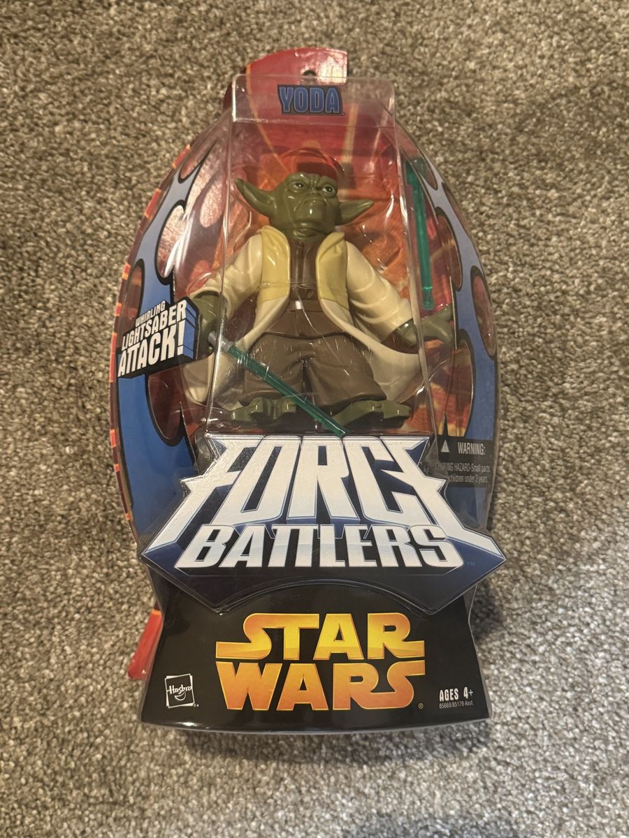 Star Wars Force Battlers Yoda Action Figure w/ Lightsaber Attack & Missile-Firing Hover Pod