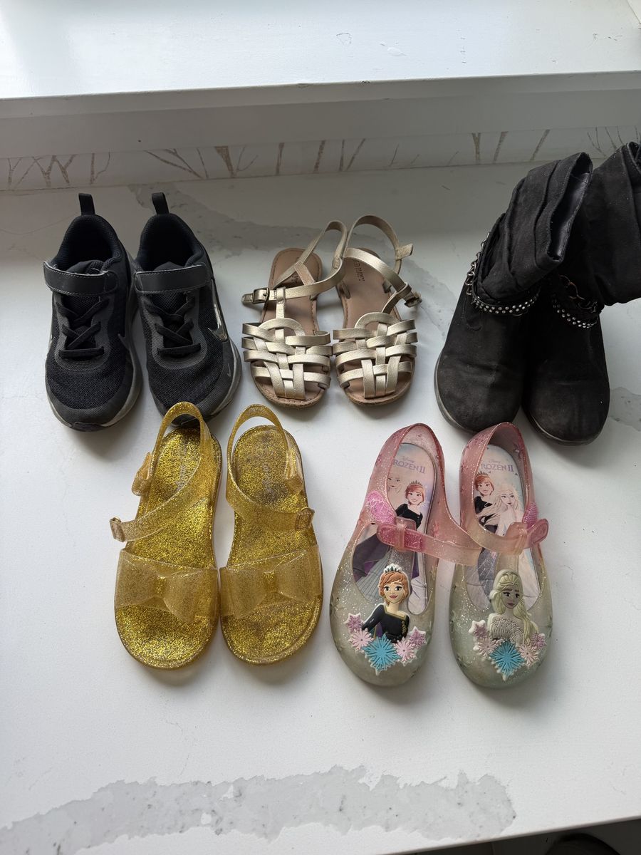 Girls Shoe Lot Size 11 - 5 Pairs (Nike, Old Navy, cat and Jack and Disney Frozen II)
