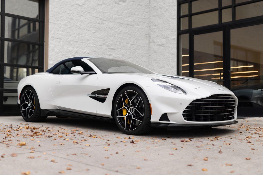 2026 Aston Martin Vanquish Volante