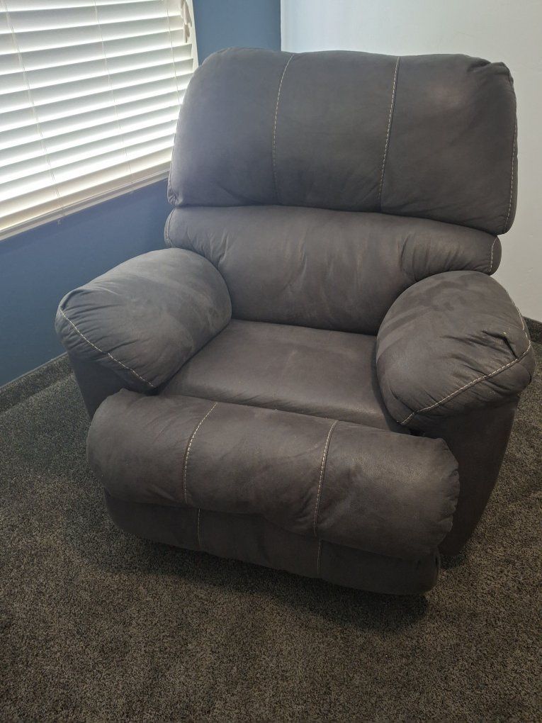 Main image 2