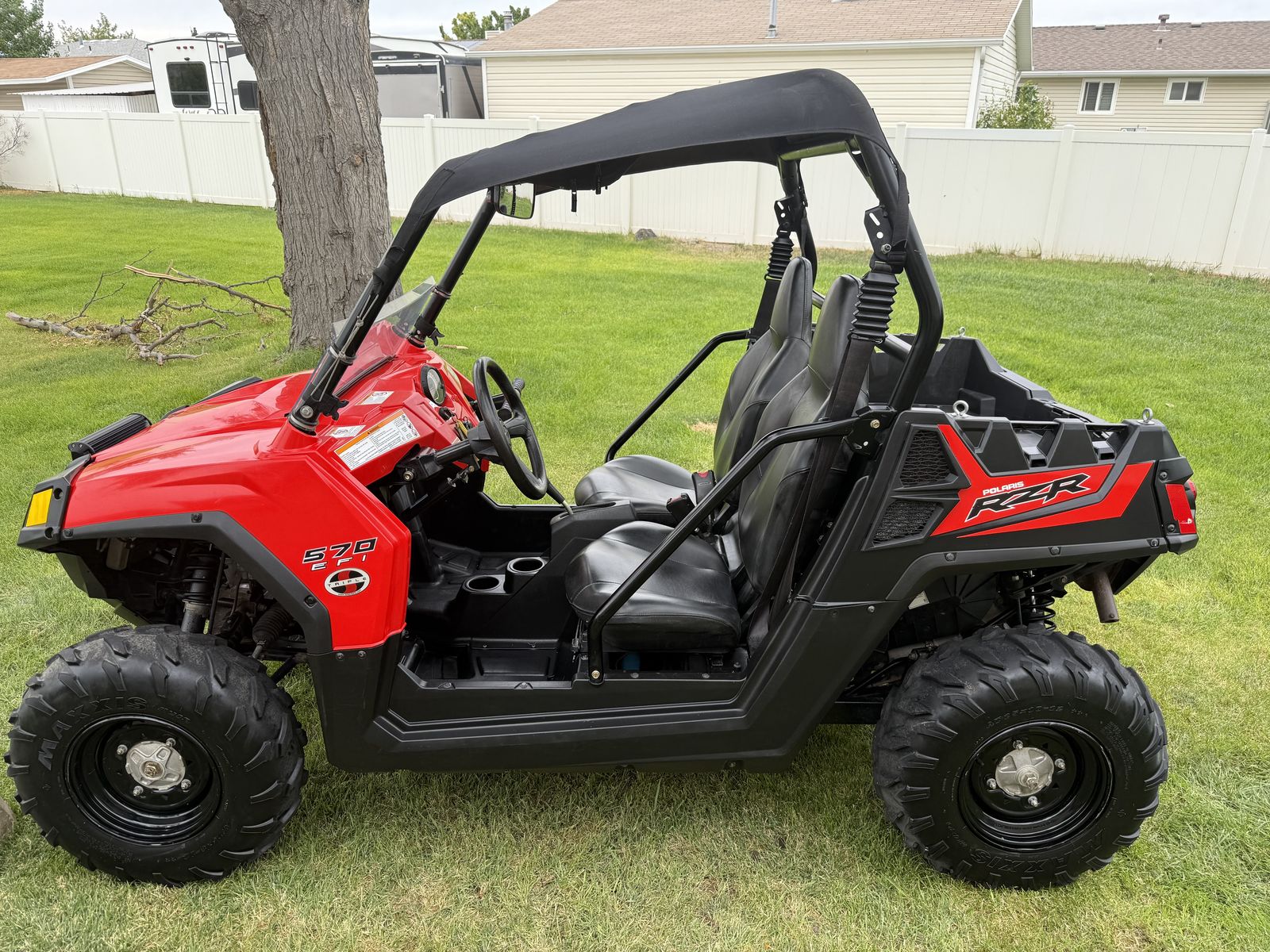 2013 RZR 570