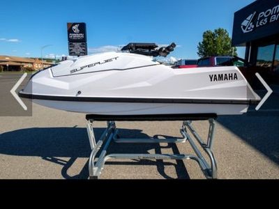 2023 Yamaha Superjet Stand Up