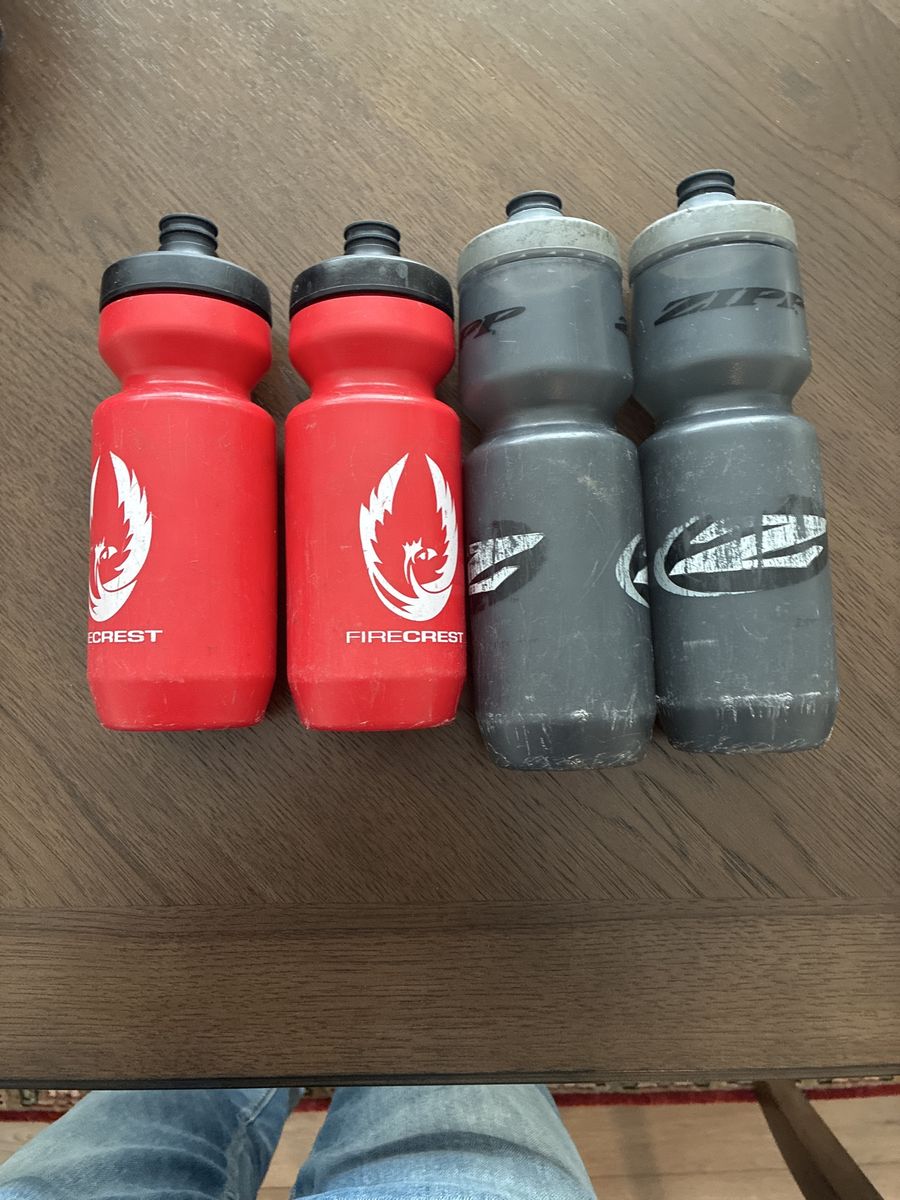 Zipp Firecrest Cycling Water Bottles - Set of 4, Red & Gray, Used Hydration