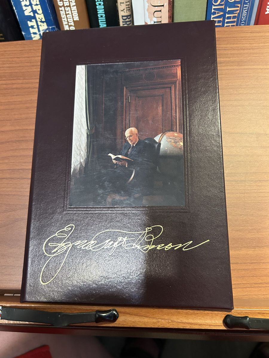 Ezra Taft Benson Christmas 2003 Collection: Treasured Teachings & Discourses - Religious Book