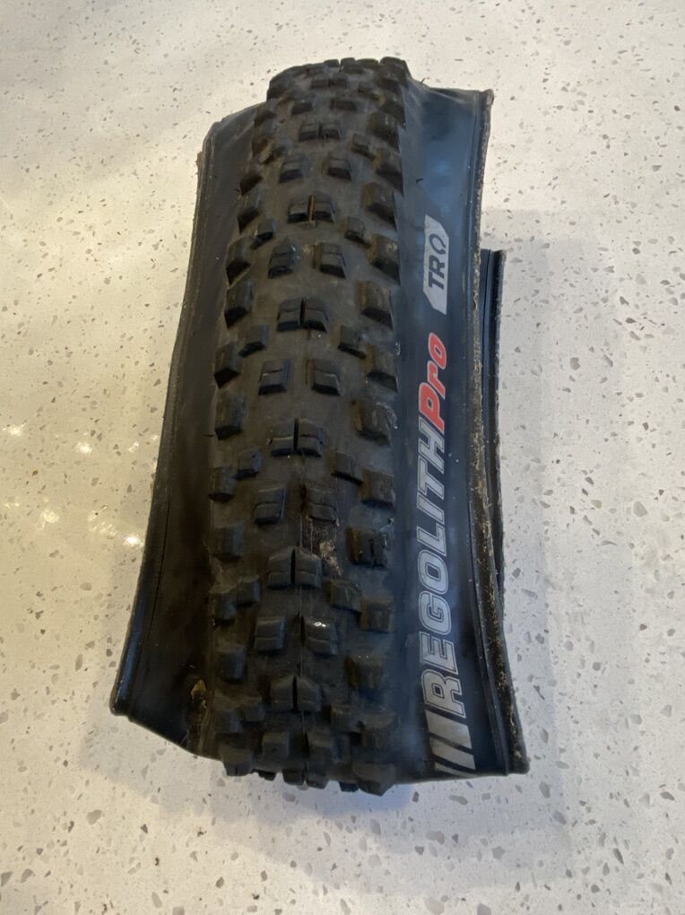 Kenda Regolith Pro 29 x 2.20 Tire Tubeless