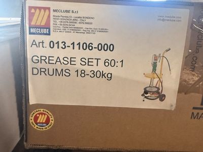 Meclube Grease Set