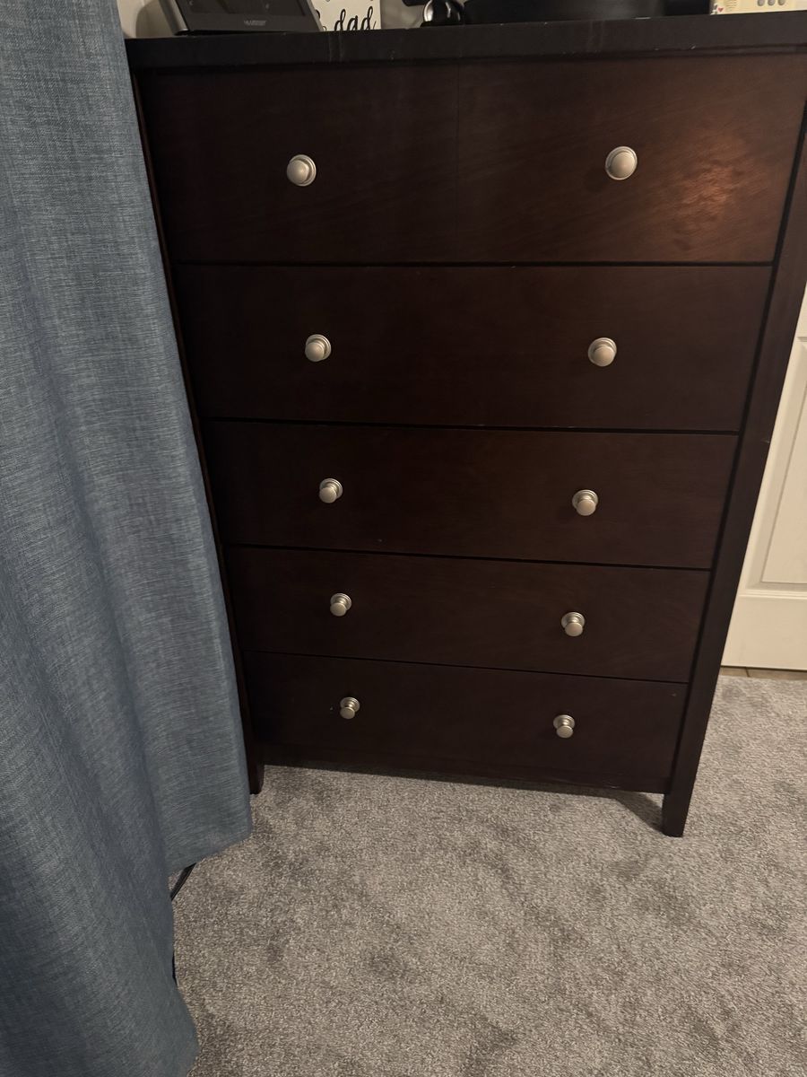 Main image 7