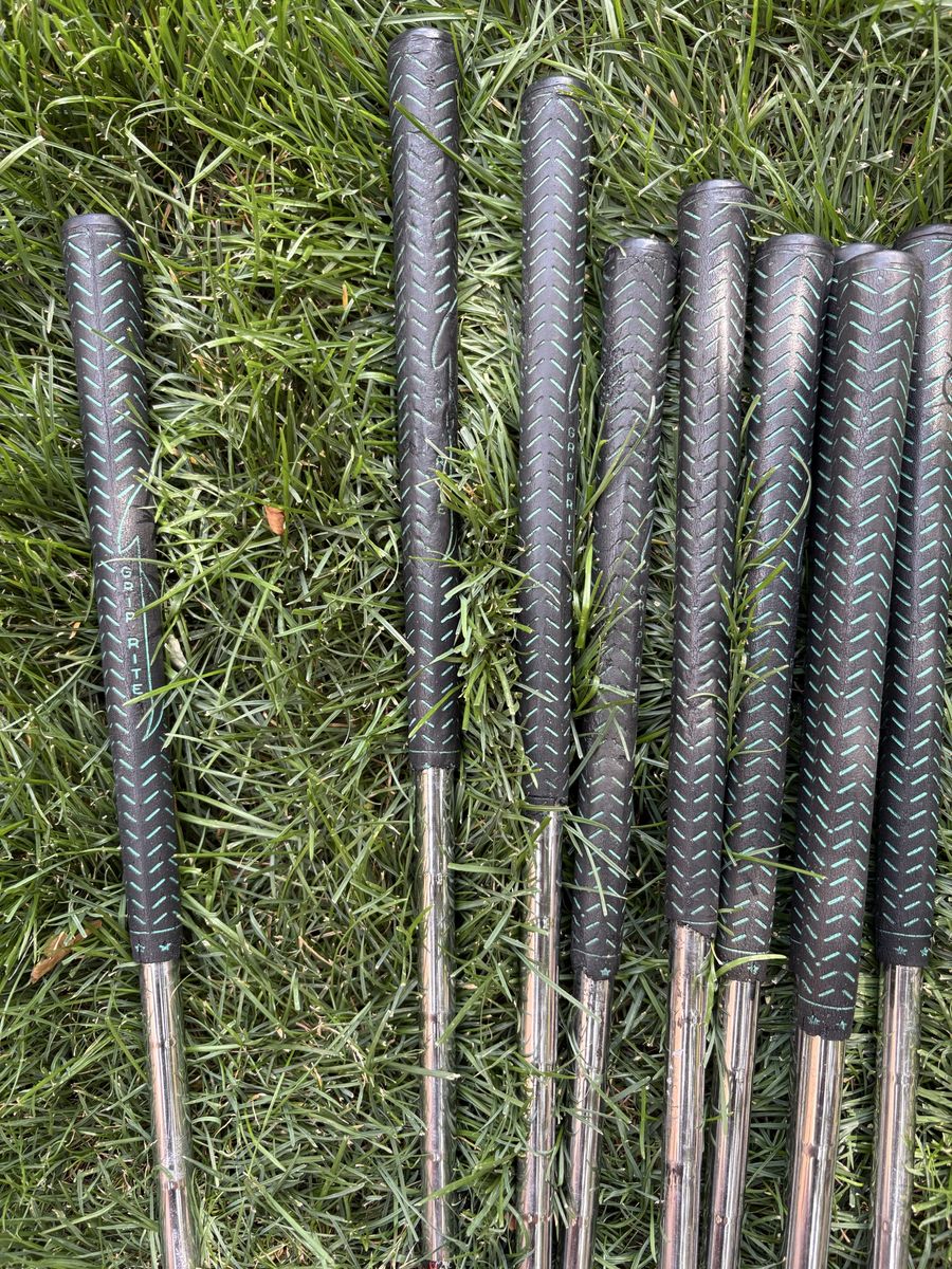 Titleist Acushent golf clubs 