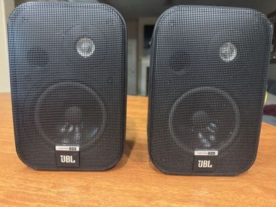 JBL Control One - 2 Speakers