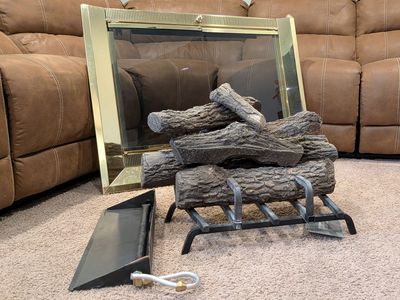 Gas Fireplace Insert, grate and logs