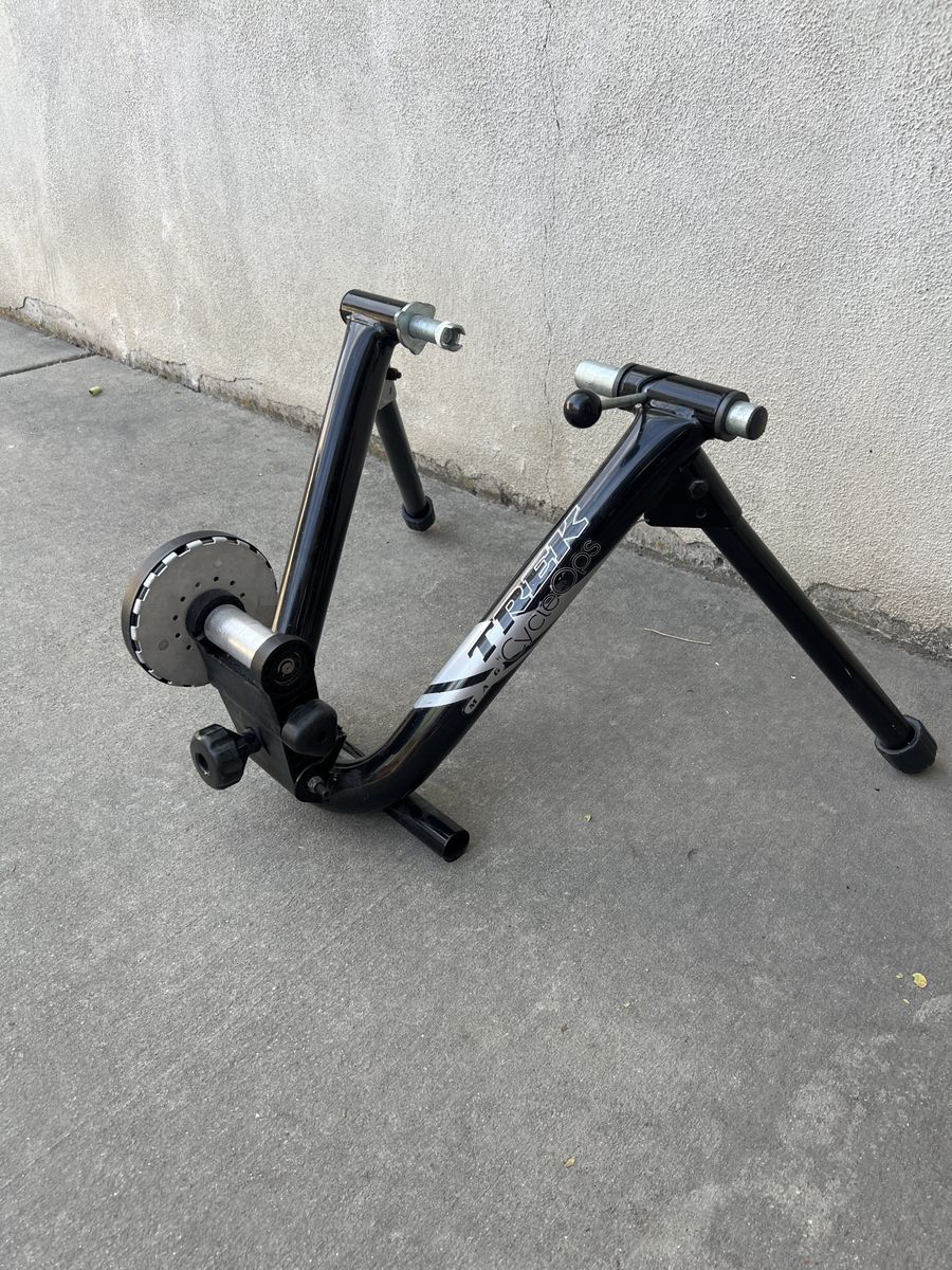 Trek Mag Trainer Black Bike Stationary Stand Indoor Cycling Fitness Equipment