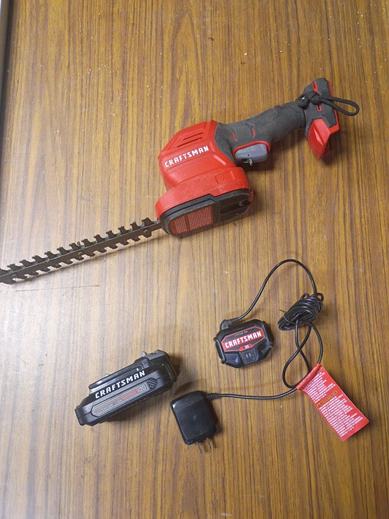 Craftsman V20 Cordless 8-Inch Hedge Trimmer with Battery and Charger