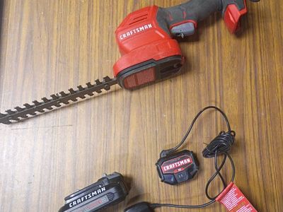 Craftsman V20 Cordless 8-Inch Hedge Trimmer with Battery and Charger