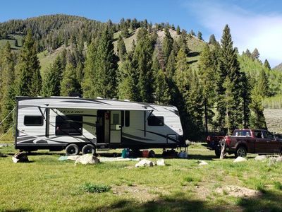 Stellar Eclipse 27FS Toy Hauler RV 2017