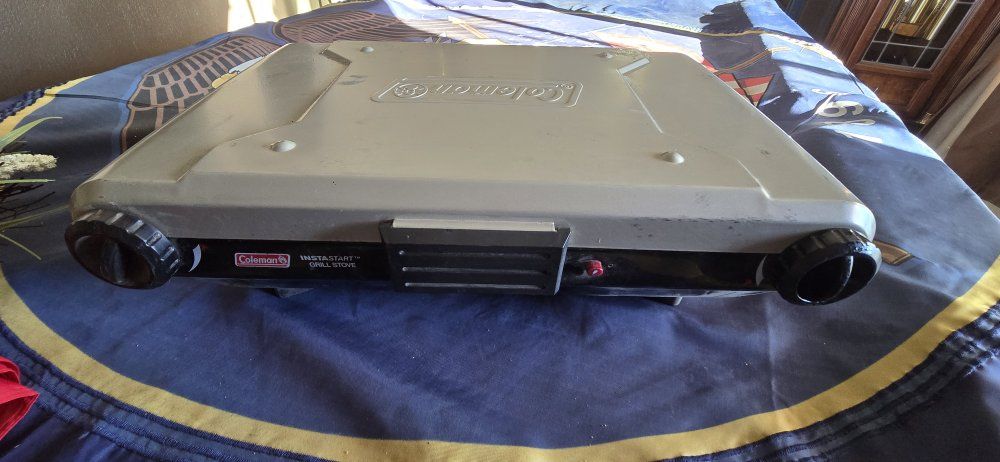 Coleman InstaStart Grill Stove Camping Propane Grill & Burner - Used