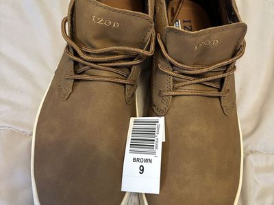 Brand new shoes for man size 9 20.00 cash only