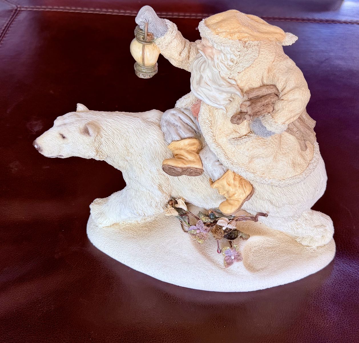 Vintage 1995 United Design "Into the Wind" Santa & Polar Bear Figurine by Ken EE Original Box!!