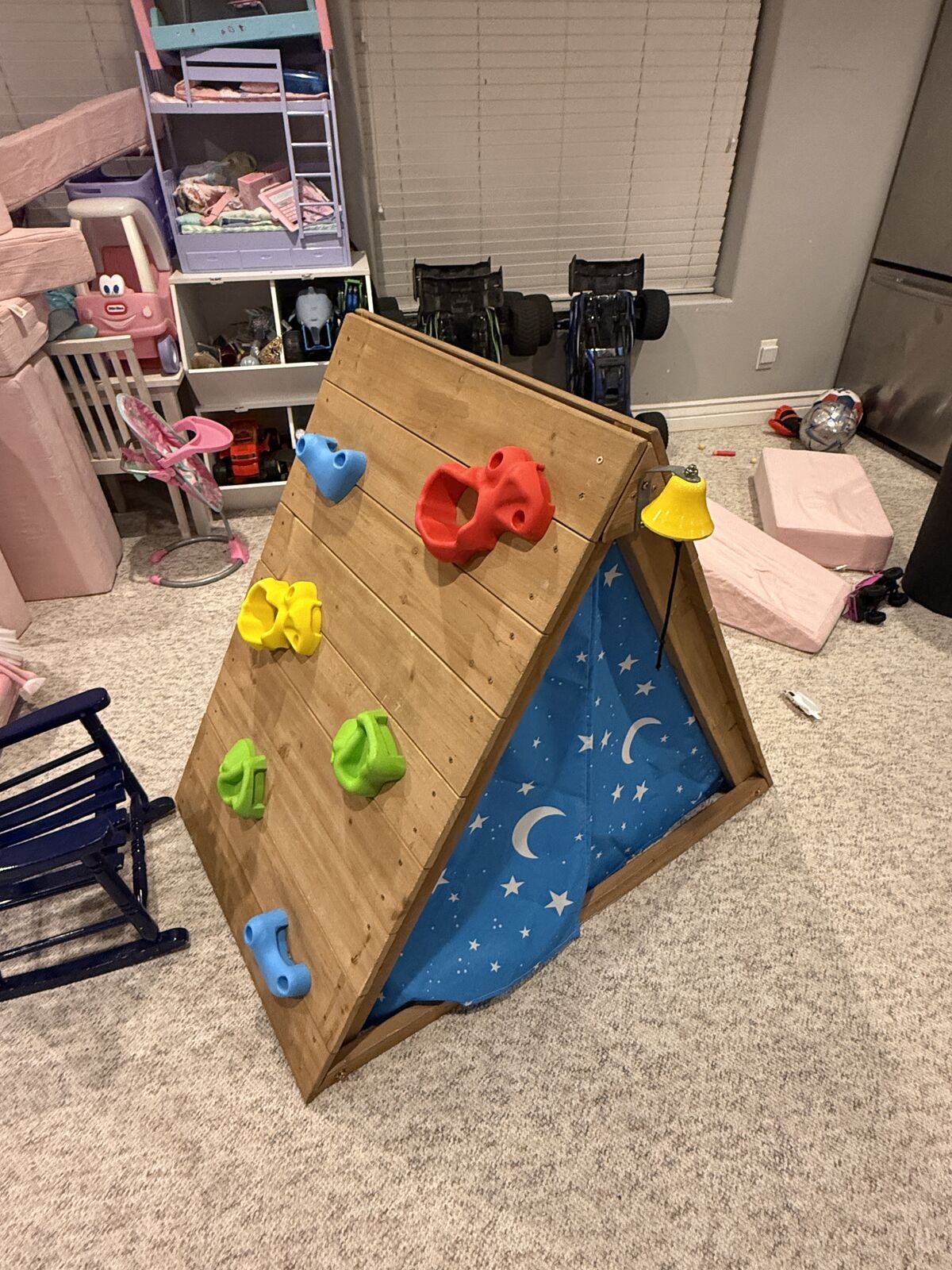 Kidcraft Toy tent