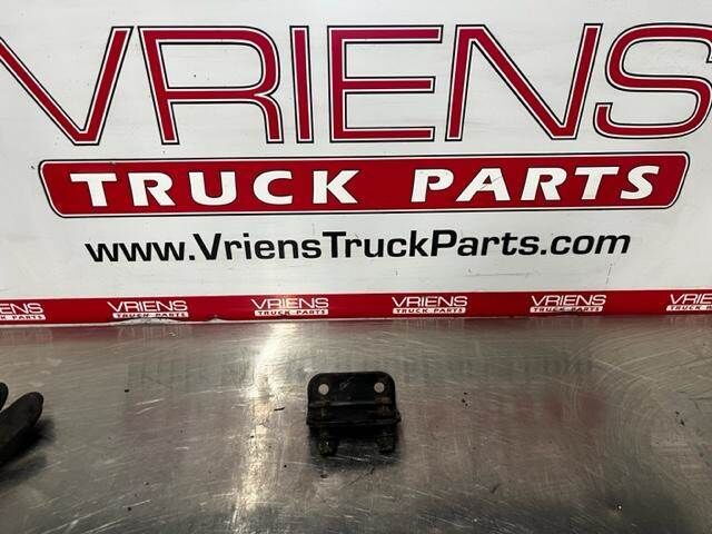 Kenworth T800 Bracket