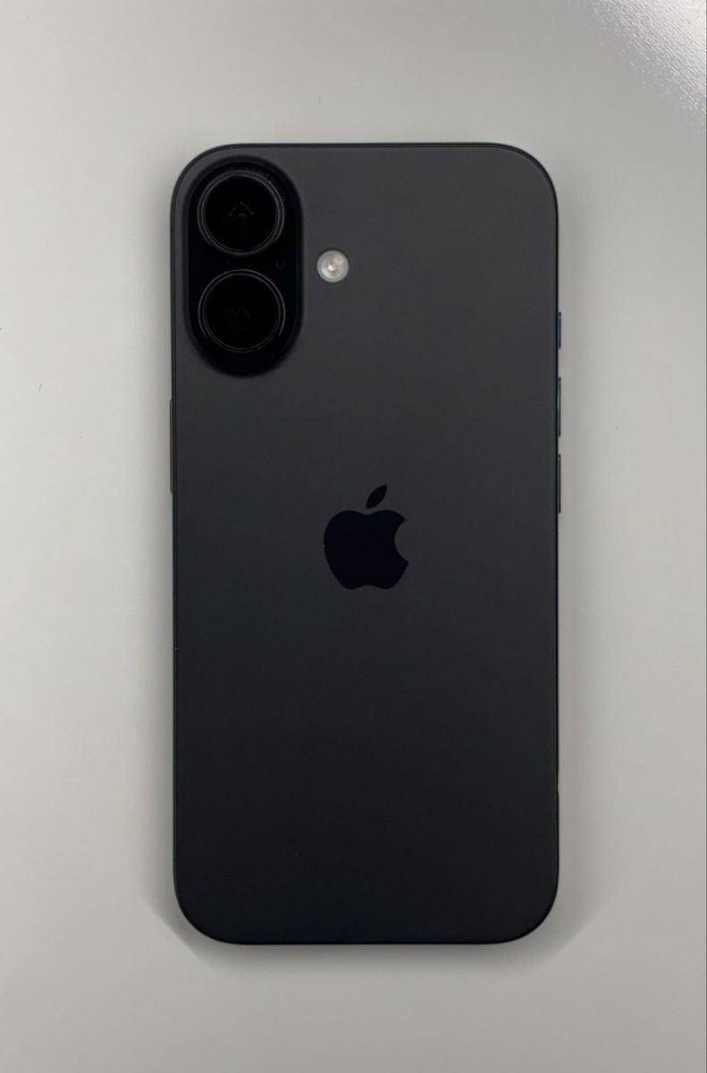 iPhone 16  99% Battery Health Warranty