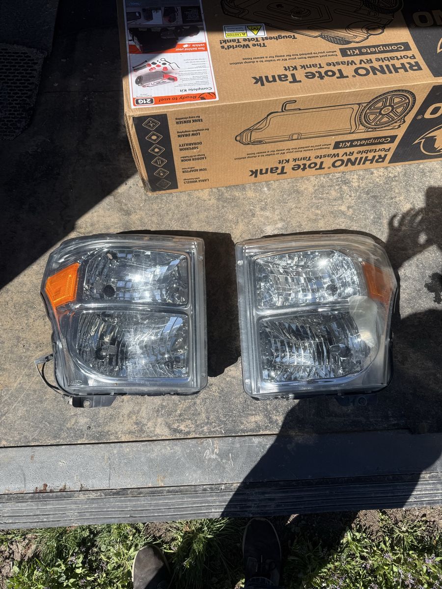 2011-2016 Ford Super Duty Headlights