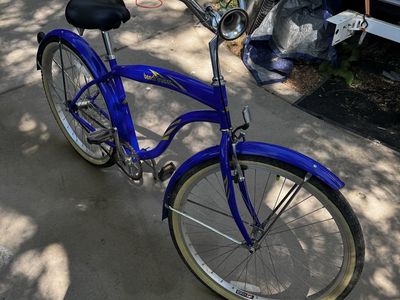 Blue Beach Cruiser Bike - 26" Cruiser Bicycle - Great Condition