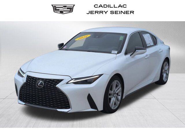 2021 Lexus IS Base