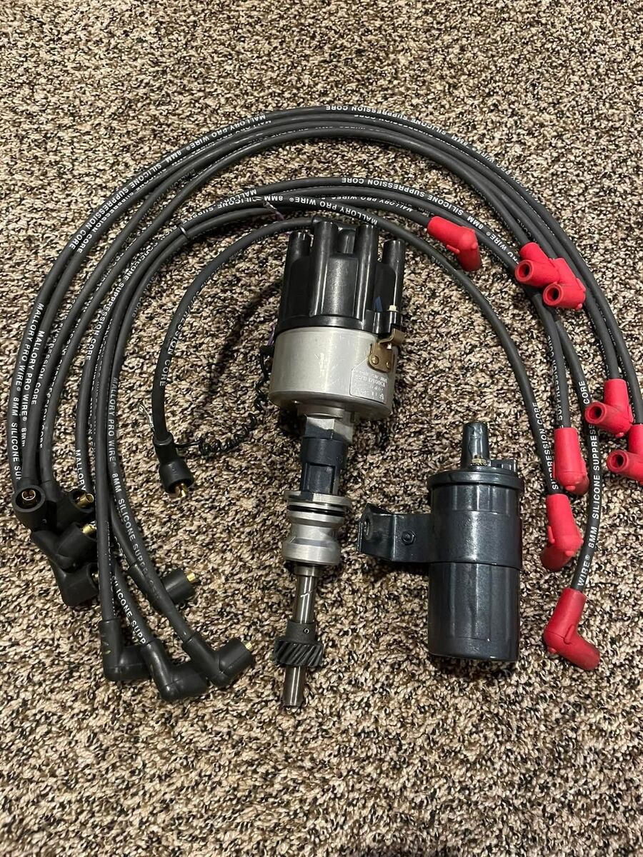 Prestolite Marine Distributor and Spark Plug Wires for Ford 351