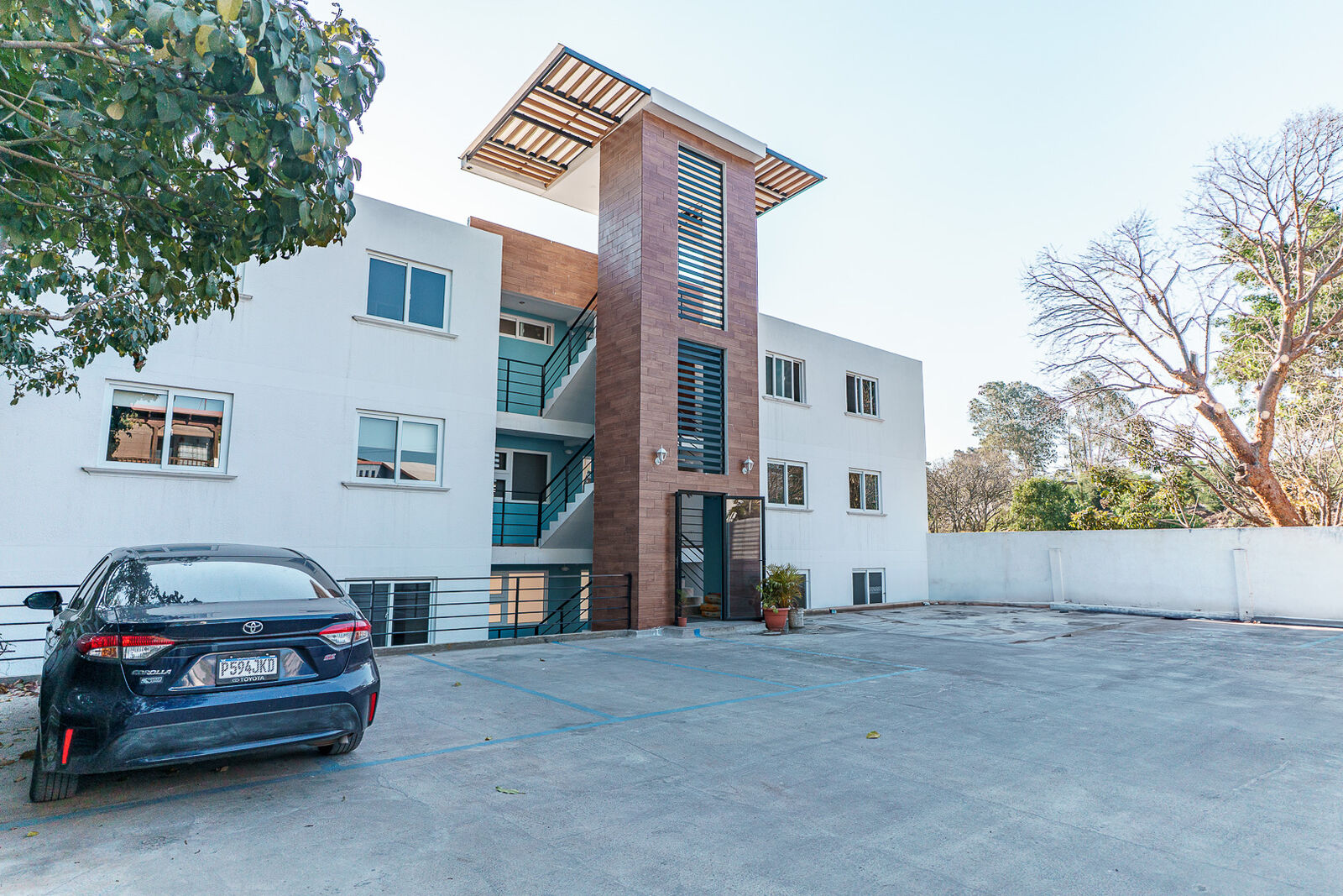 GUATEMALA Dream Property: Prime Zone 16 Apartment in Exclusive Las Mercedes Complex – Last Unit!