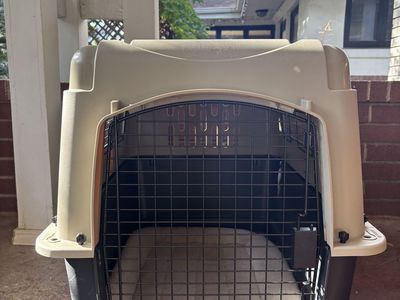 Kennel for Large Breed dog-like new!