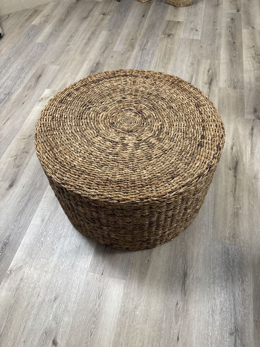Round Woven Rattan Ottoman/Pouf, Natural Fiber Floor Pillow